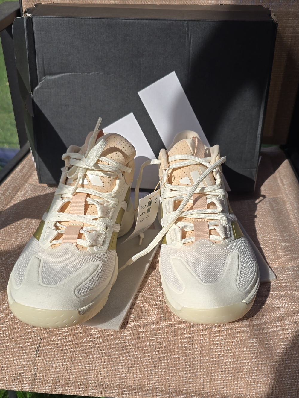 Adidas~Courtstabil~Size 9~Color~Off White,Crystal Sand,gold metallic NWT